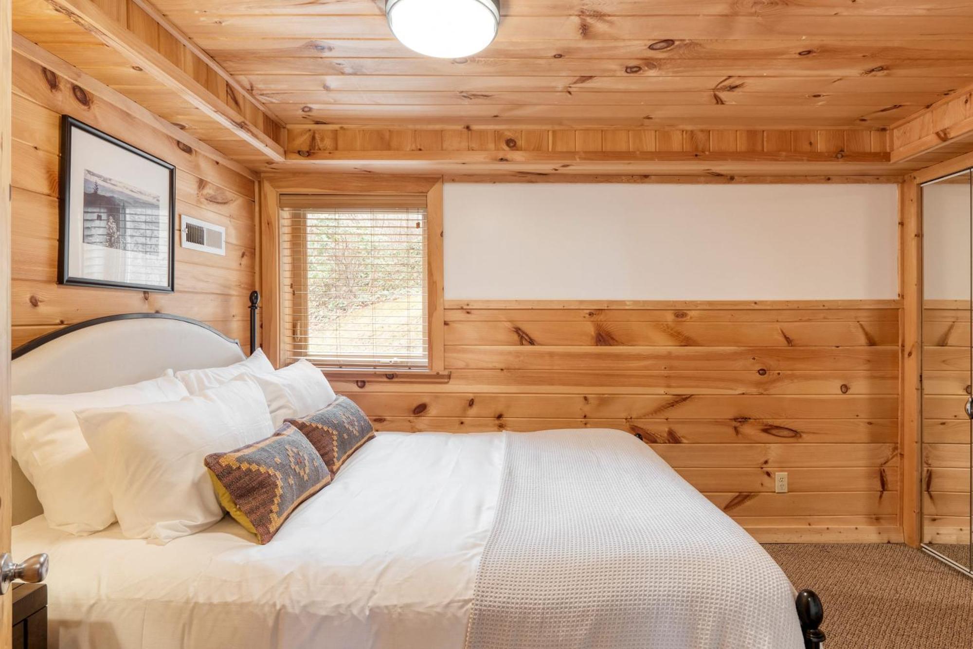 Chestnut By Avantstay Mountain Cabin W Treetop Views Hot Tub Game Room Gatlinburg Exterior foto
